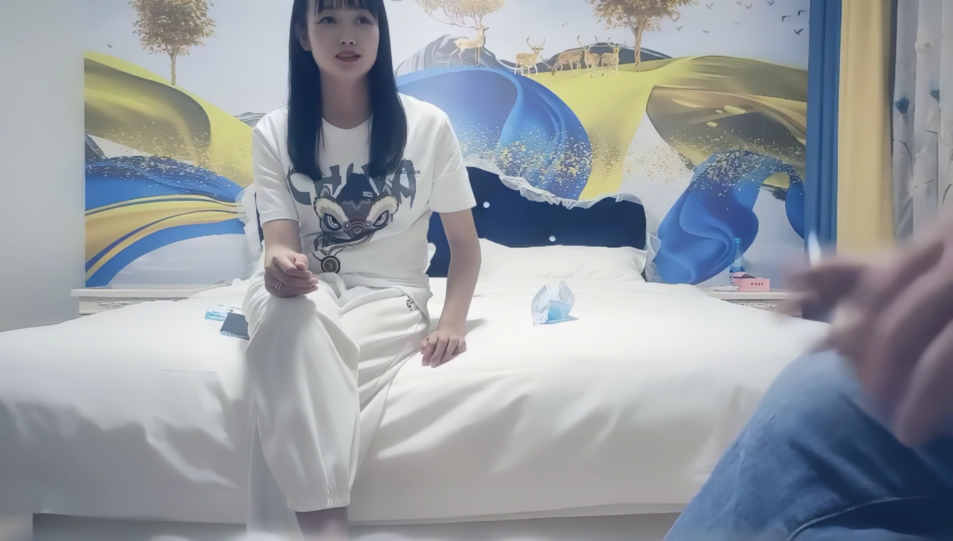 国产七天探花网约外围美女酒店多姿势床战